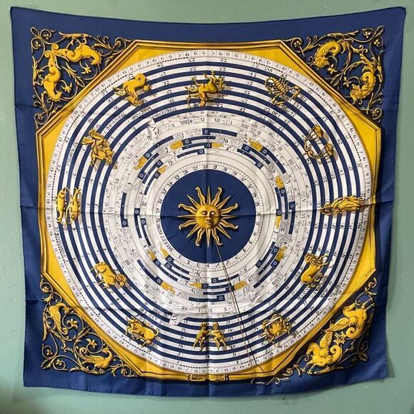 Vintage Hermès silk scarf Dies Et Hore Horoscope By Facconet Navy Blue Gold - Picture 9 of 15